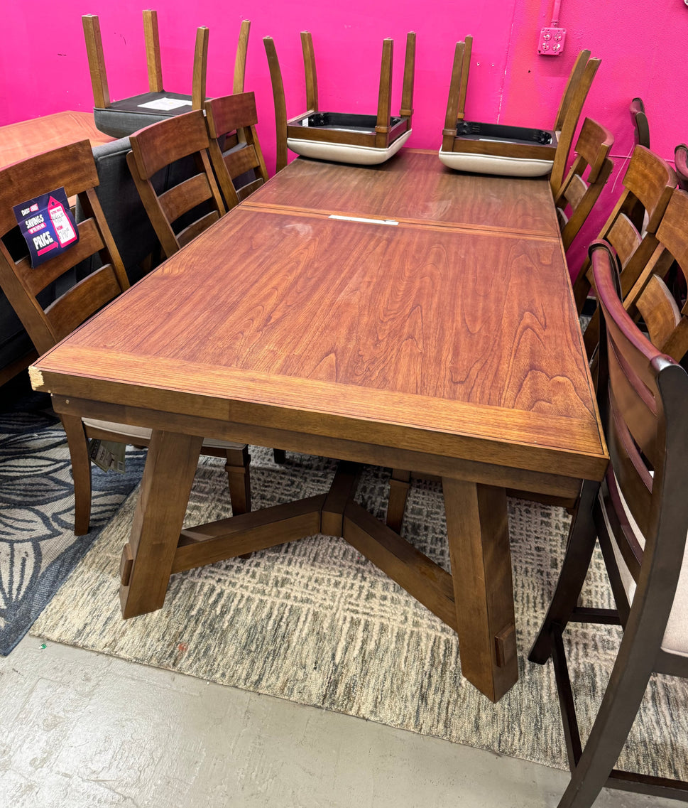 Craft + Main
 Brantley 9-piece Dining Table Set