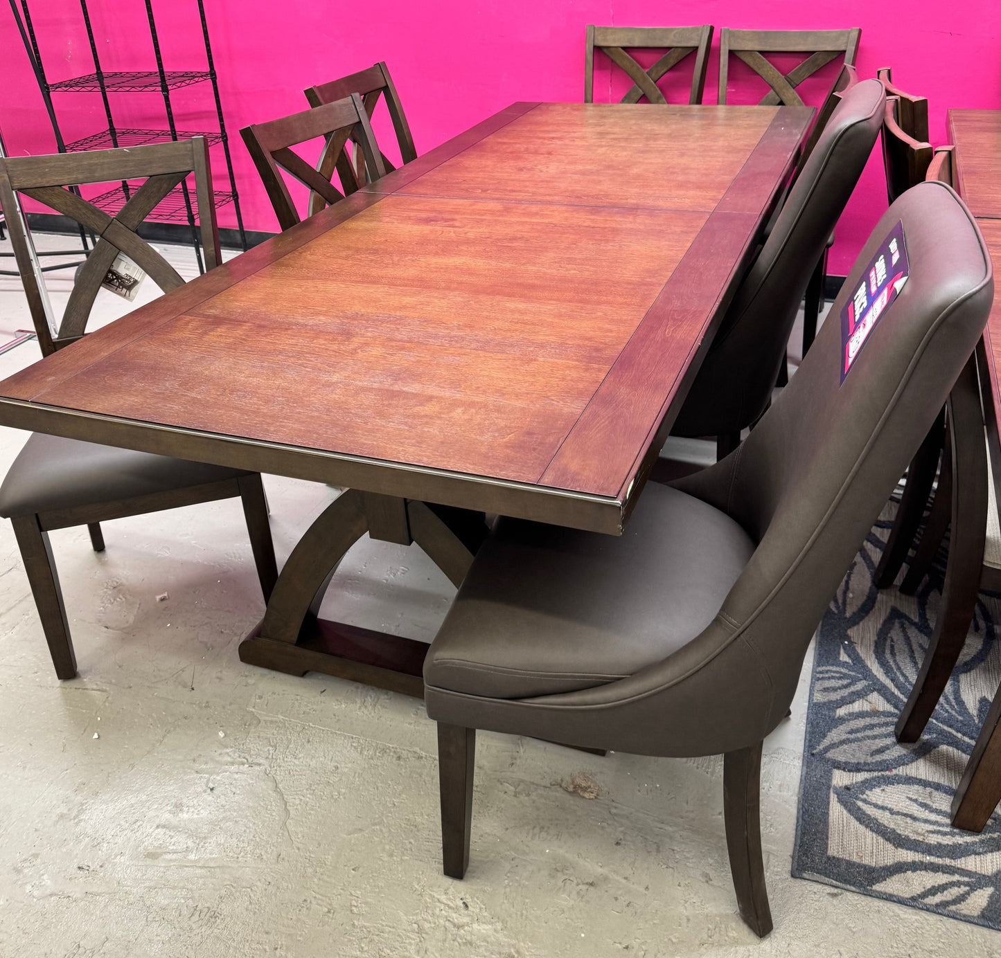 Thomasville Abril 9-piece Dining Table Set